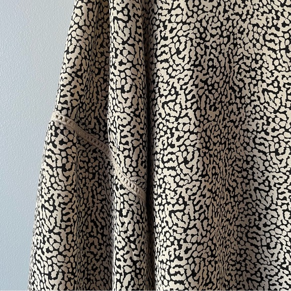 Pleione peplum blouse - Picture 5 of 9